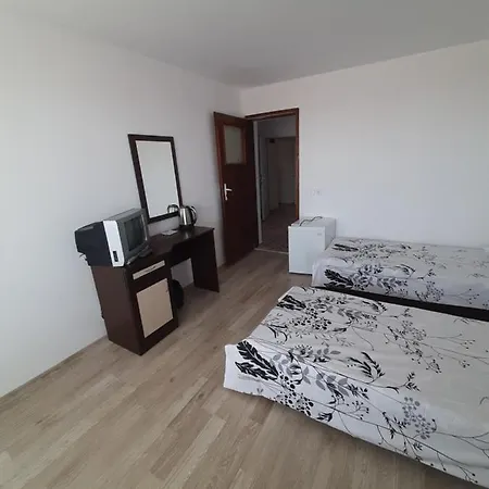 Damyanov Guest house *