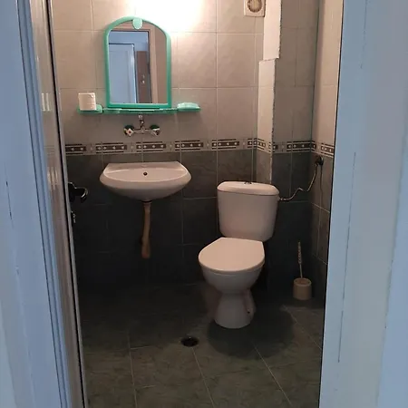 Guest house Damyanov *