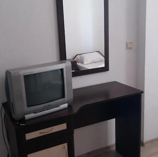 Damyanov 4* 拉夫达