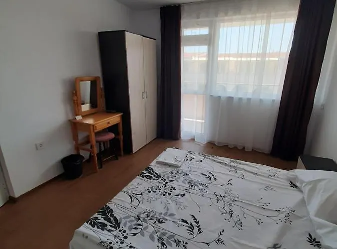 招待所 Damyanov 拉夫达