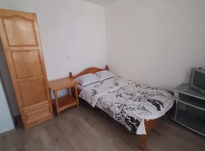 Damyanov 4* 拉夫达